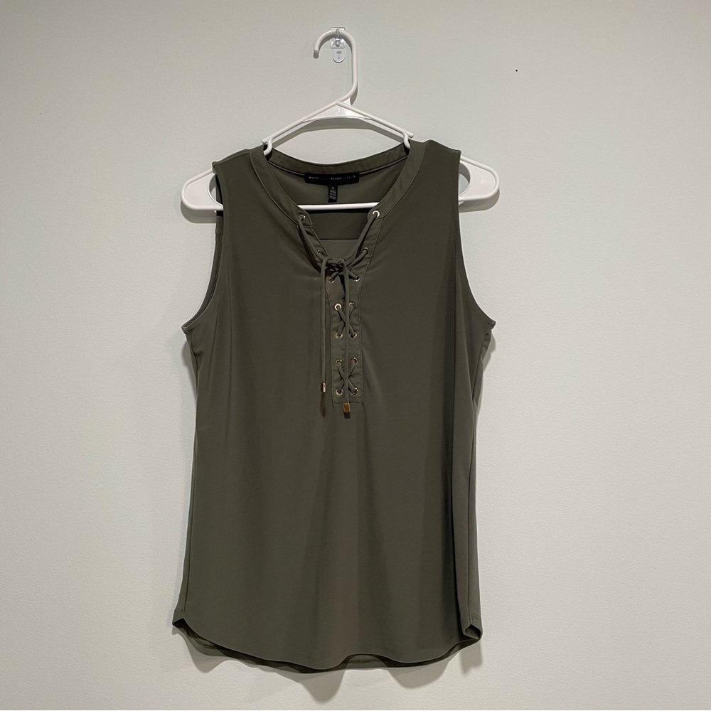 "White House Black Market" Women's Sleeveless Top